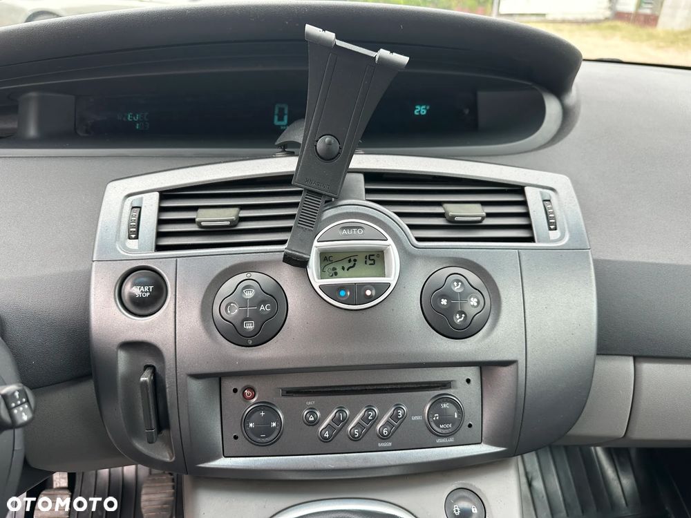 Renault Scenic - 17
