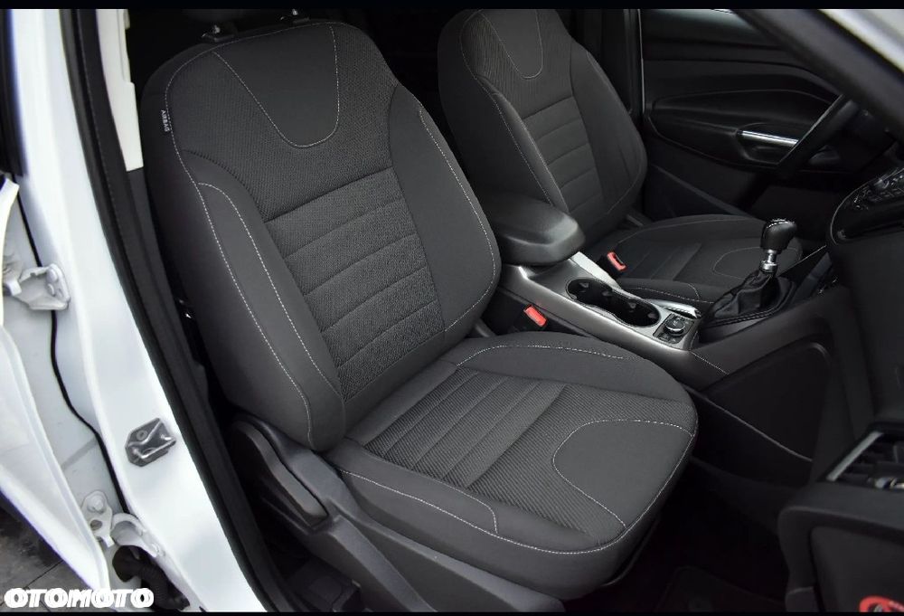 Ford Kuga 1.5 EcoBoost FWD Titanium ASS - 36