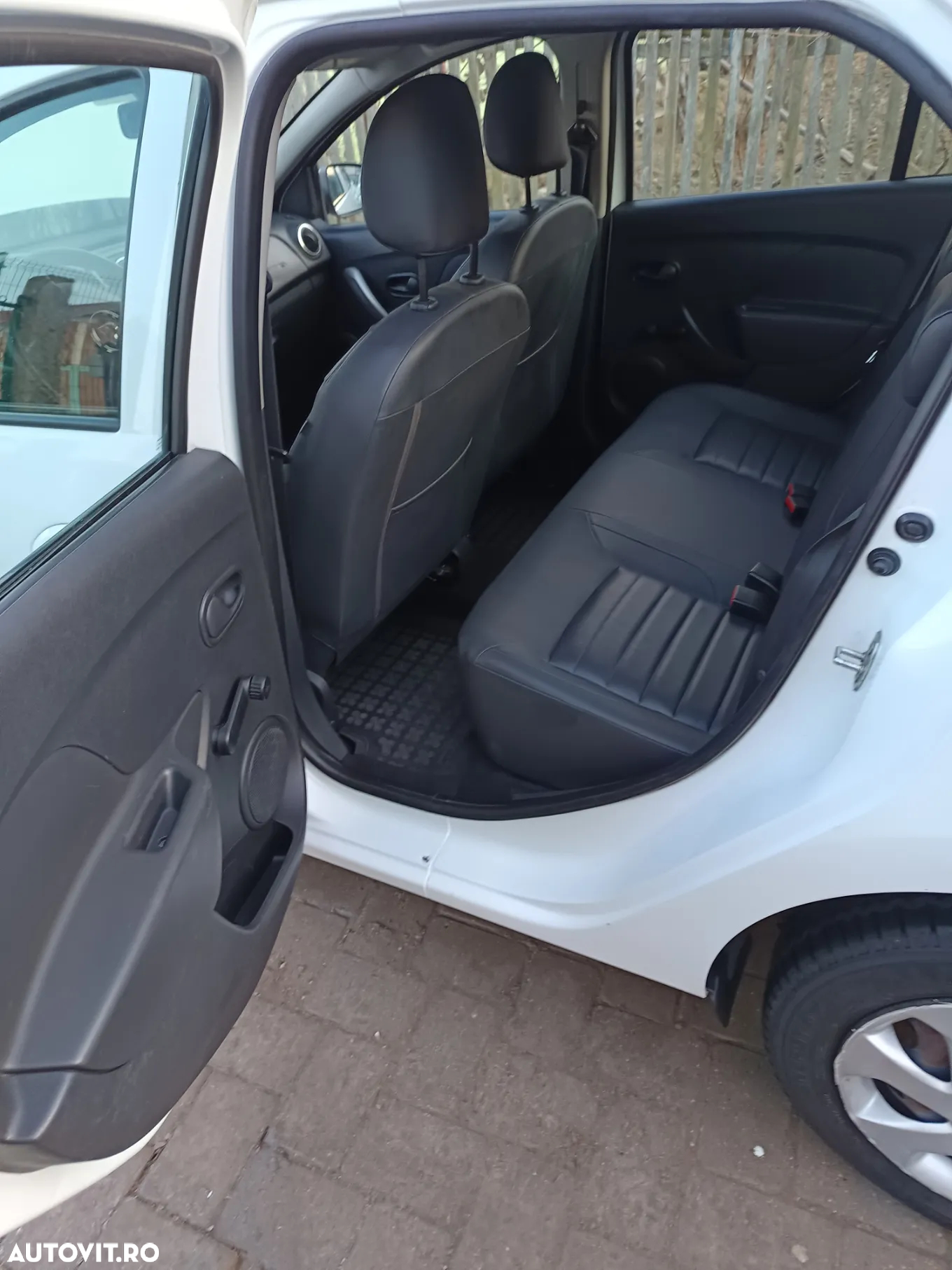 Dacia Logan - 18