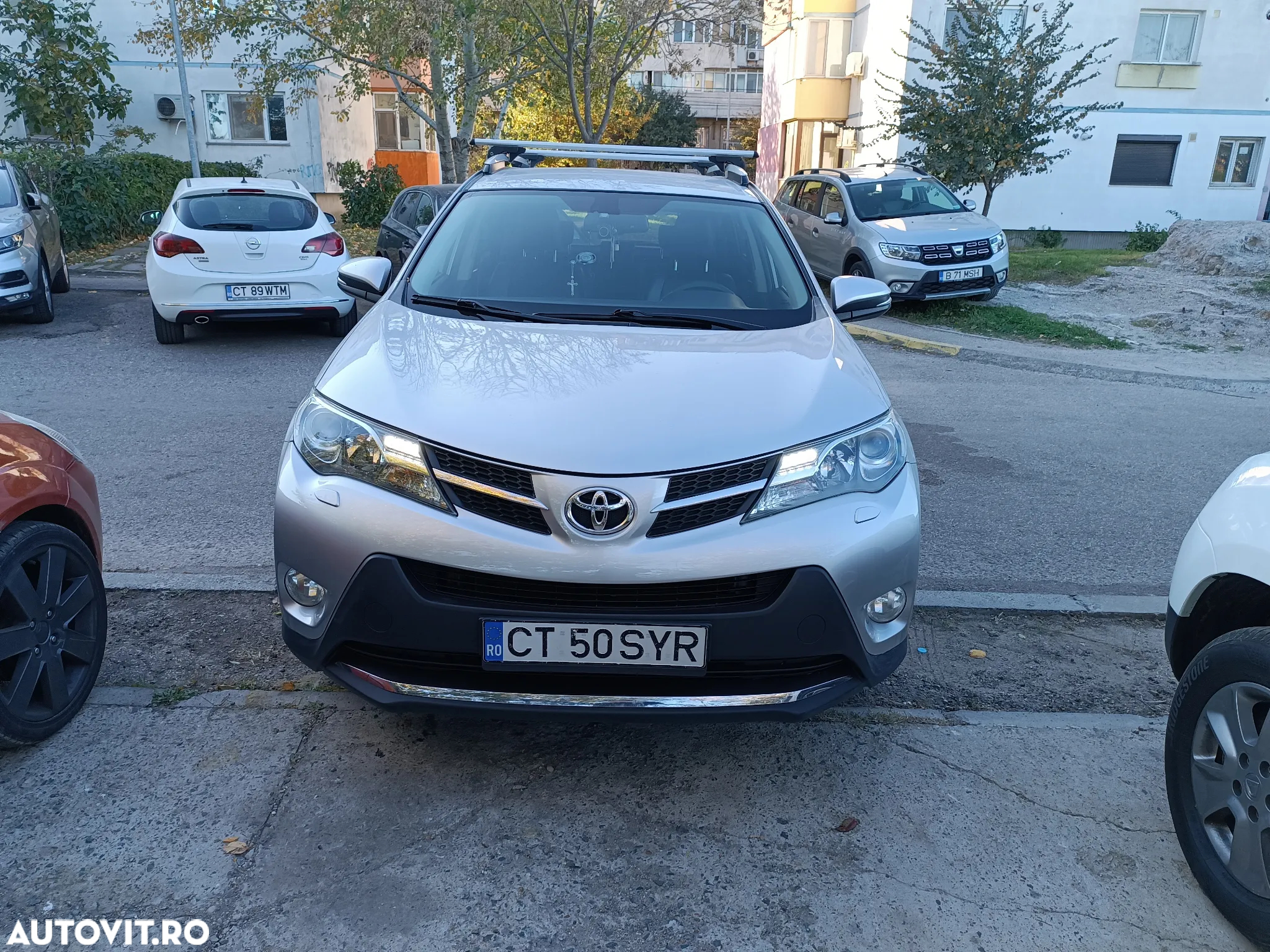 Toyota RAV4 - 6