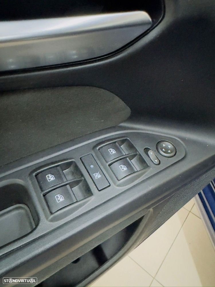 Fiat Tipo Station Wagon 1.3 M-Jet Lounge - 19