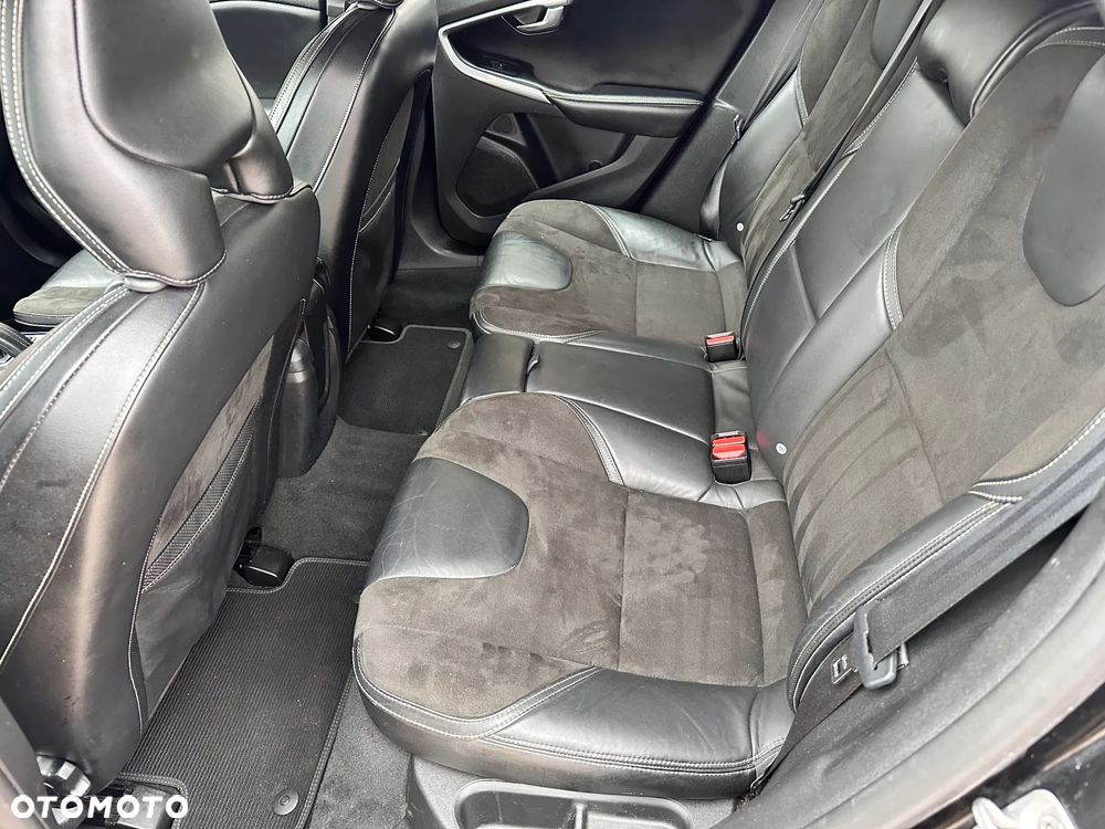 Volvo V40 D2 R-Design Summum - 6