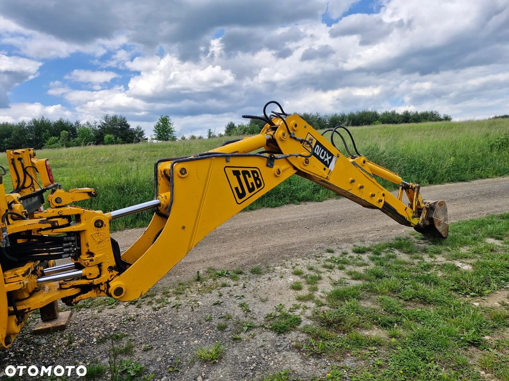 JCB 2CX - 8