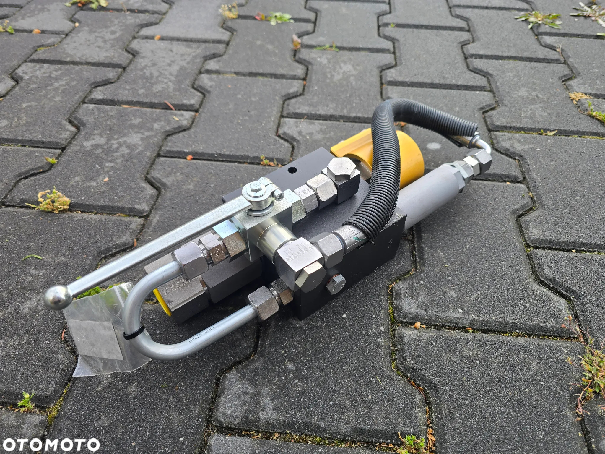 Rozdzielacz do hydrauliki 501/354 - 7