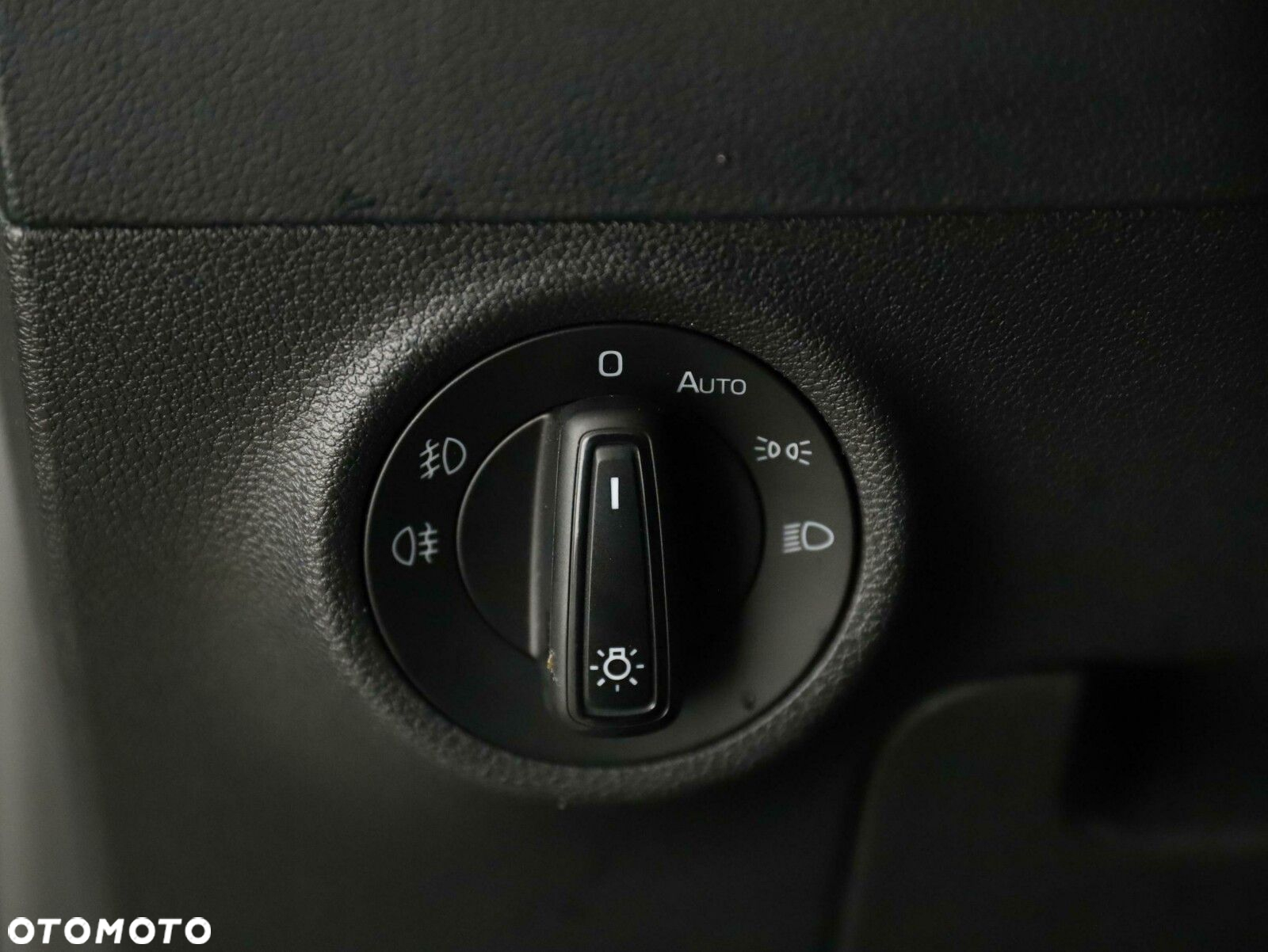 Skoda Karoq 2.0 TDI SCR 4x2 Sportline - 23
