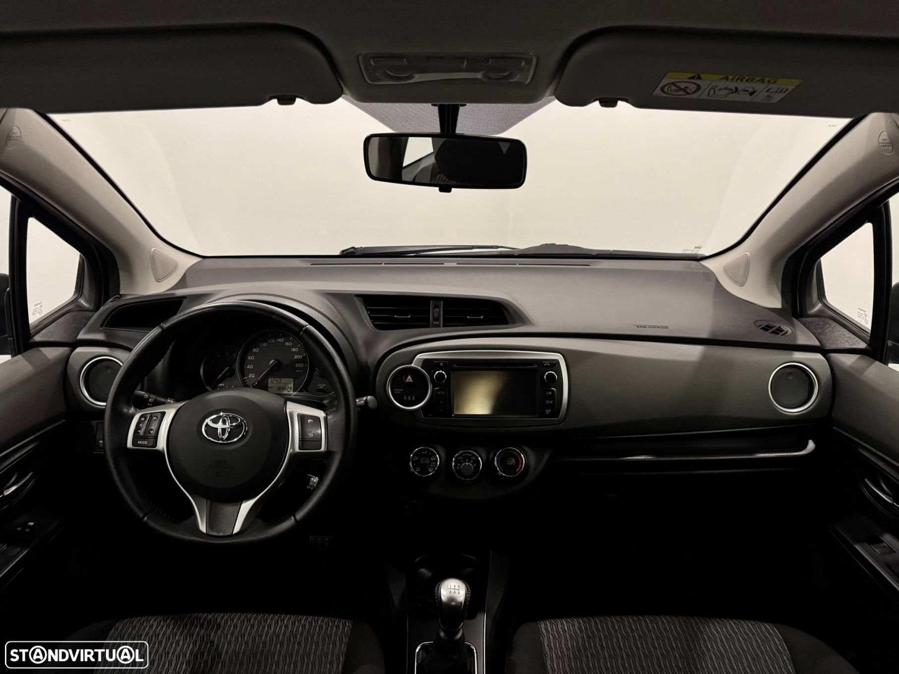 Toyota Yaris 1.4 D-4D ACtive+AC - 31