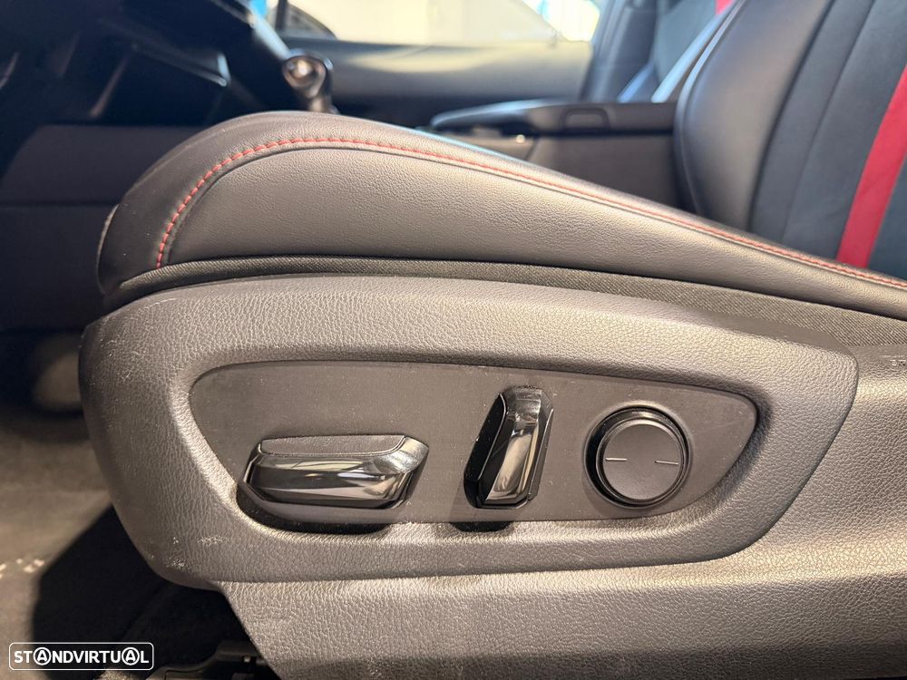 Lexus UX 250h F Sport - 16