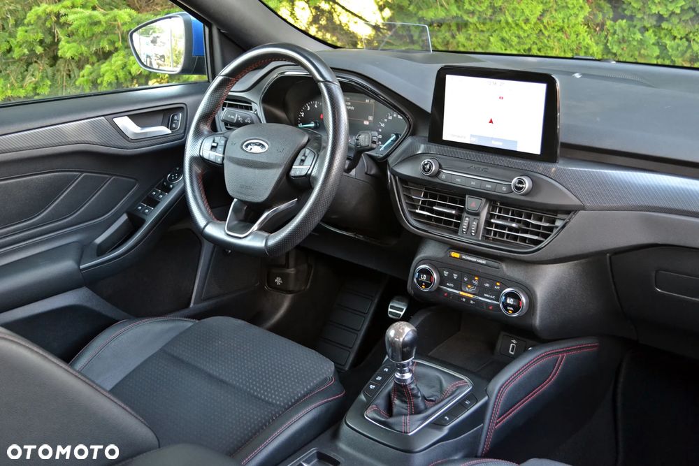 Ford Focus - 22