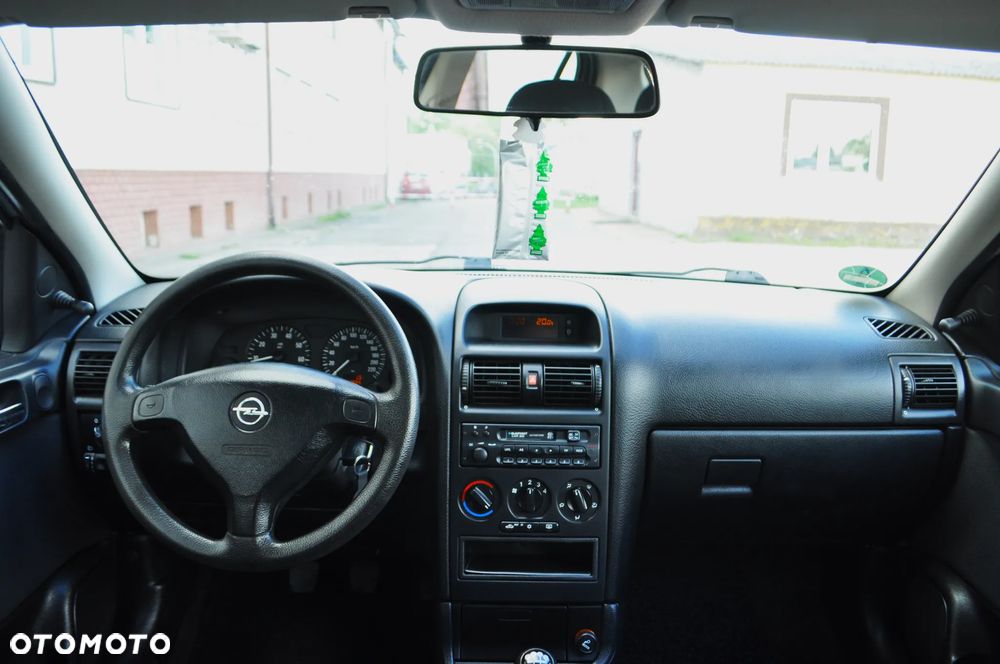 Opel Astra - 12