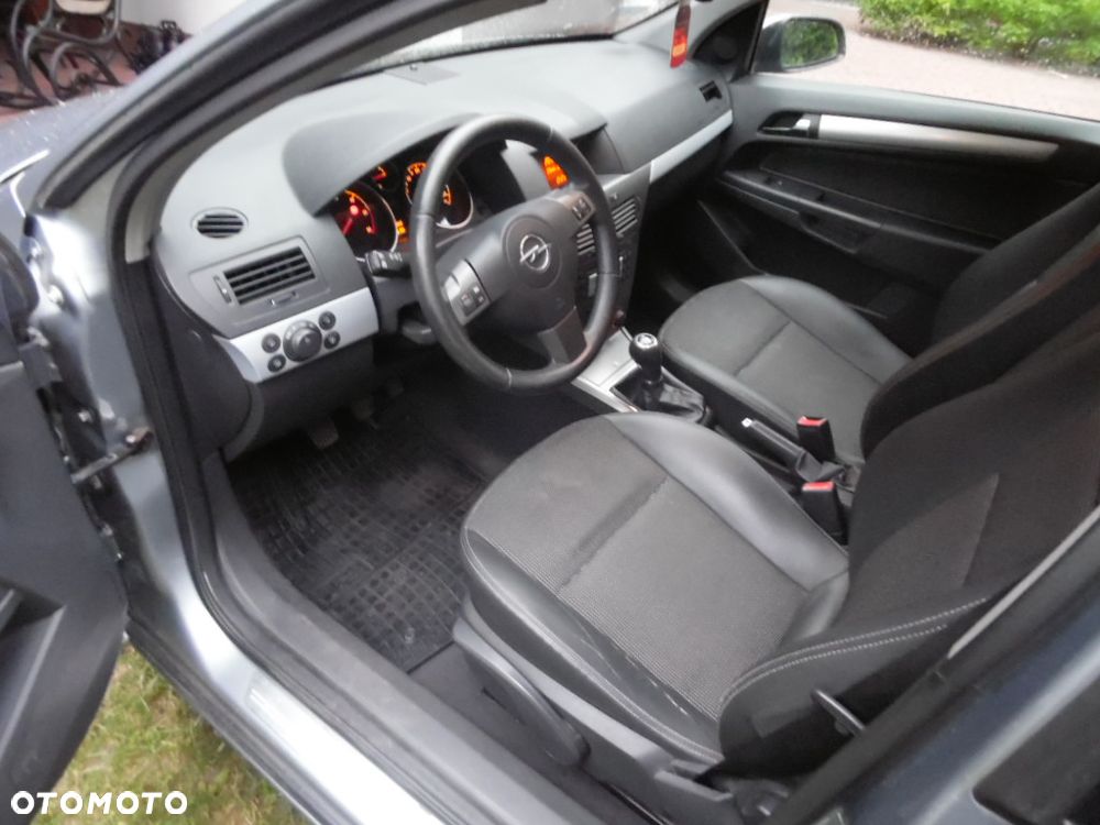 Opel Astra 1.7 CDTI - 10
