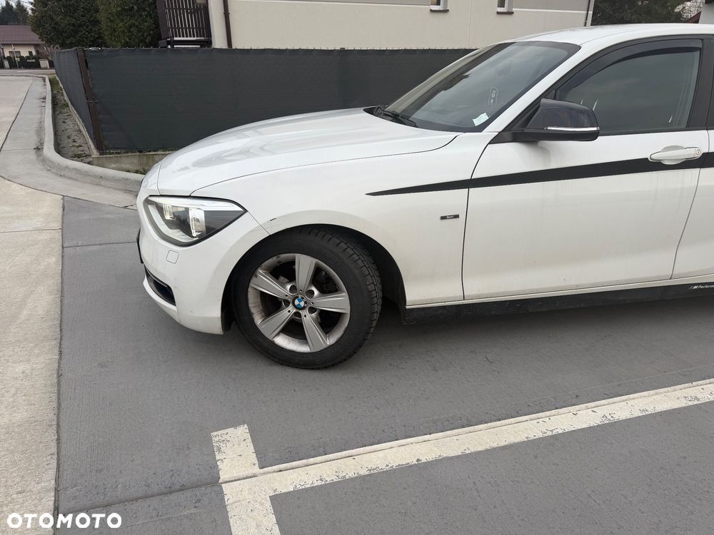 BMW Seria 1 114i Sport Line - 4