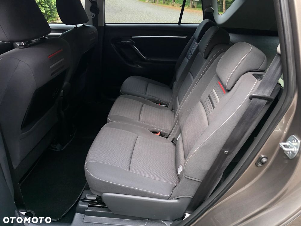 Toyota Verso 1.8 5-Sitzer Edition S+ - 15