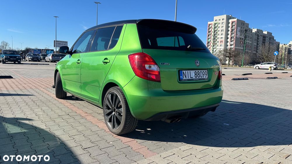 Skoda Fabia 1.4 TSI DSG RS - 9