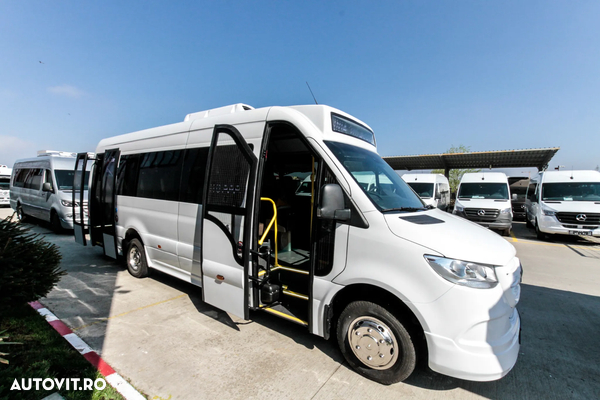 Mercedes-Benz Sprinter 517 15+12+1+1scaun rotile  *COC*
