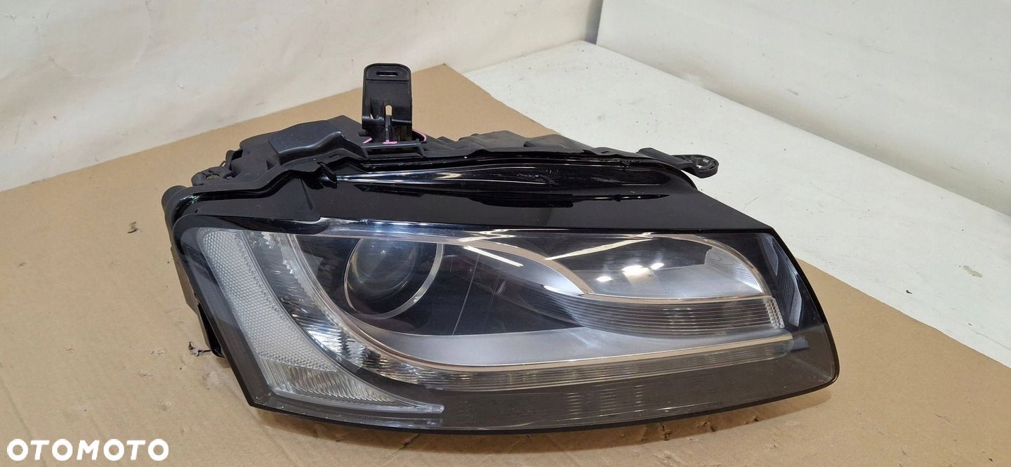 LAMPA PRAWA PRZÓD PRZEDNIA AUDI A5 8T 8T0941004L - 1