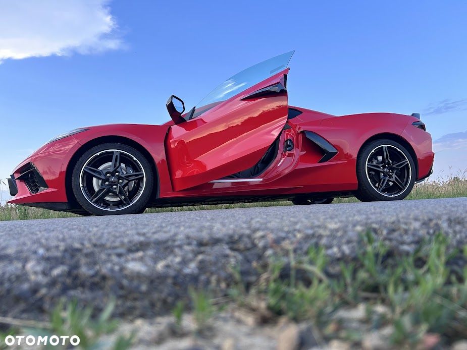 Chevrolet Corvette - 4