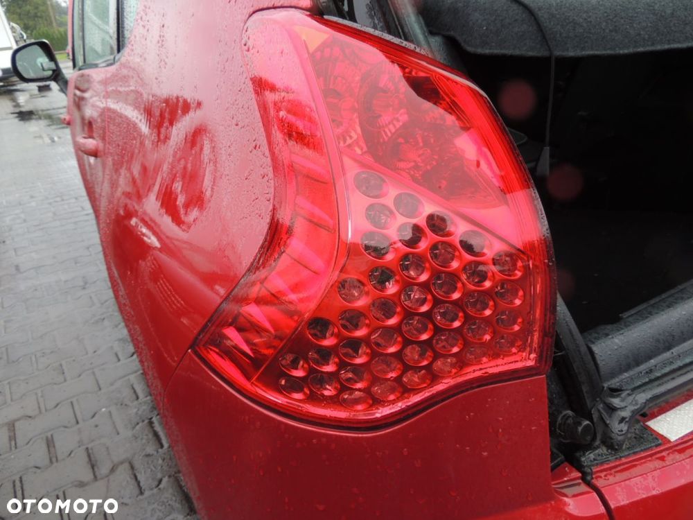 Lampa tył lewa Peugeot 3008 '11 - 1