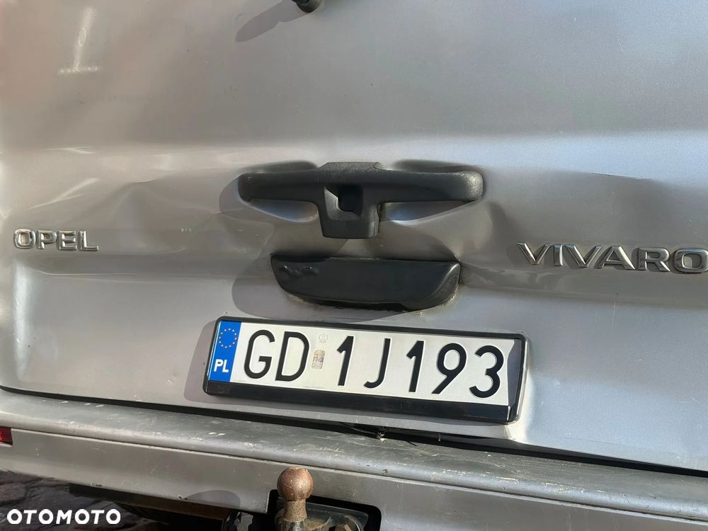 Opel Vivaro - 10