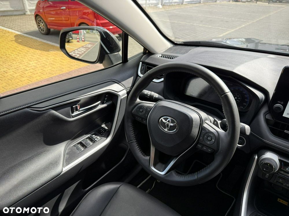 Toyota RAV4 - 38