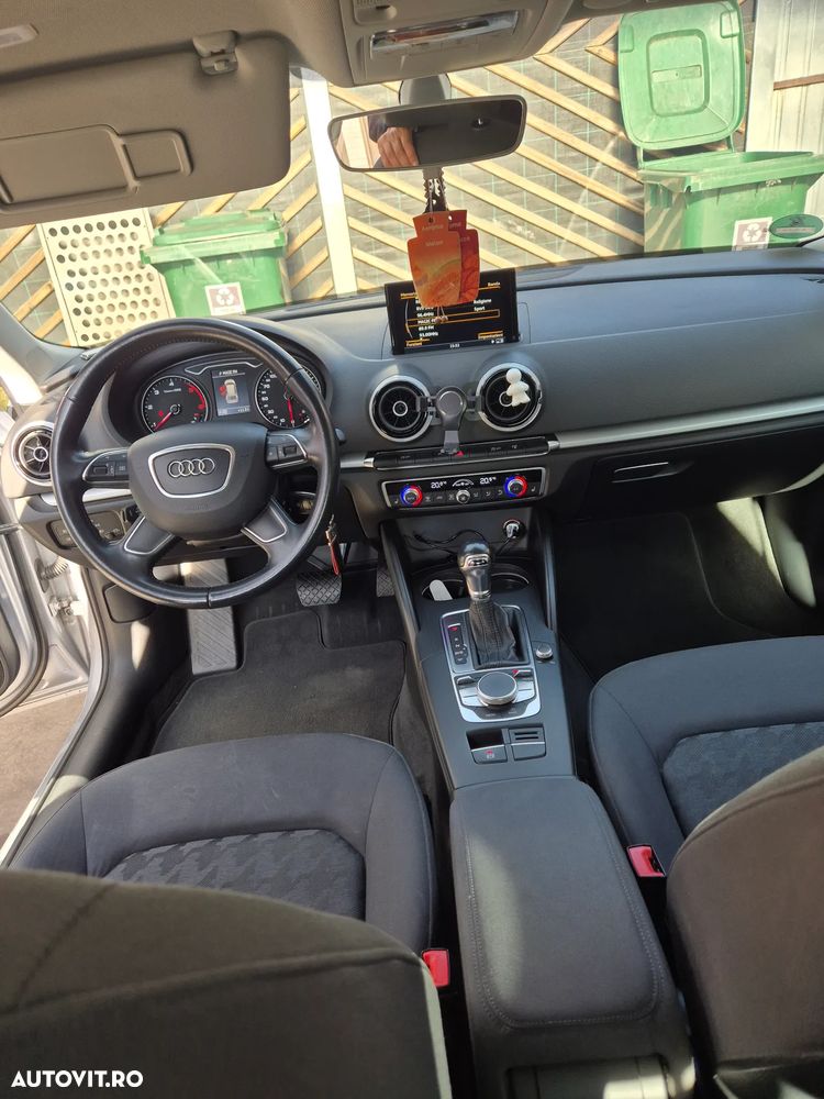 Audi A3 1.6 TDI S tronic - 13