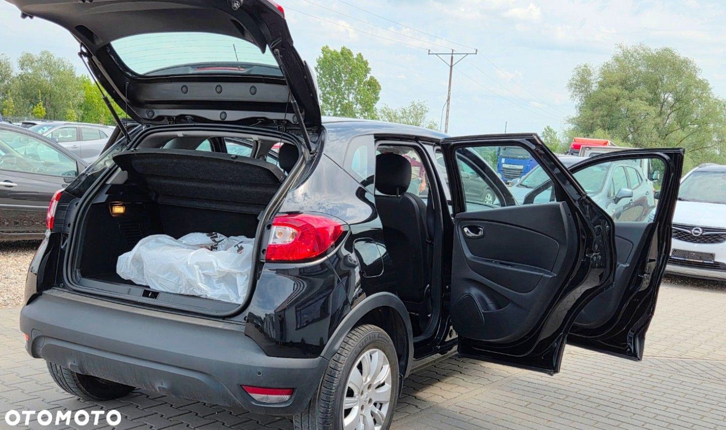 Renault Captur - 25