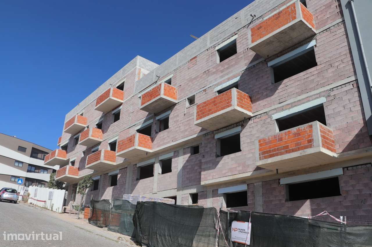 Apartamento T2 Venda em Silvares, Pias, Nogueira e Alvarenga,Lousada - Grande imagem: 2/4