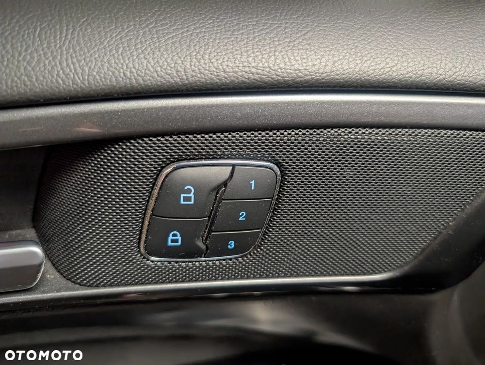 Ford Mondeo 2.0 EcoBlue Titanium - 11