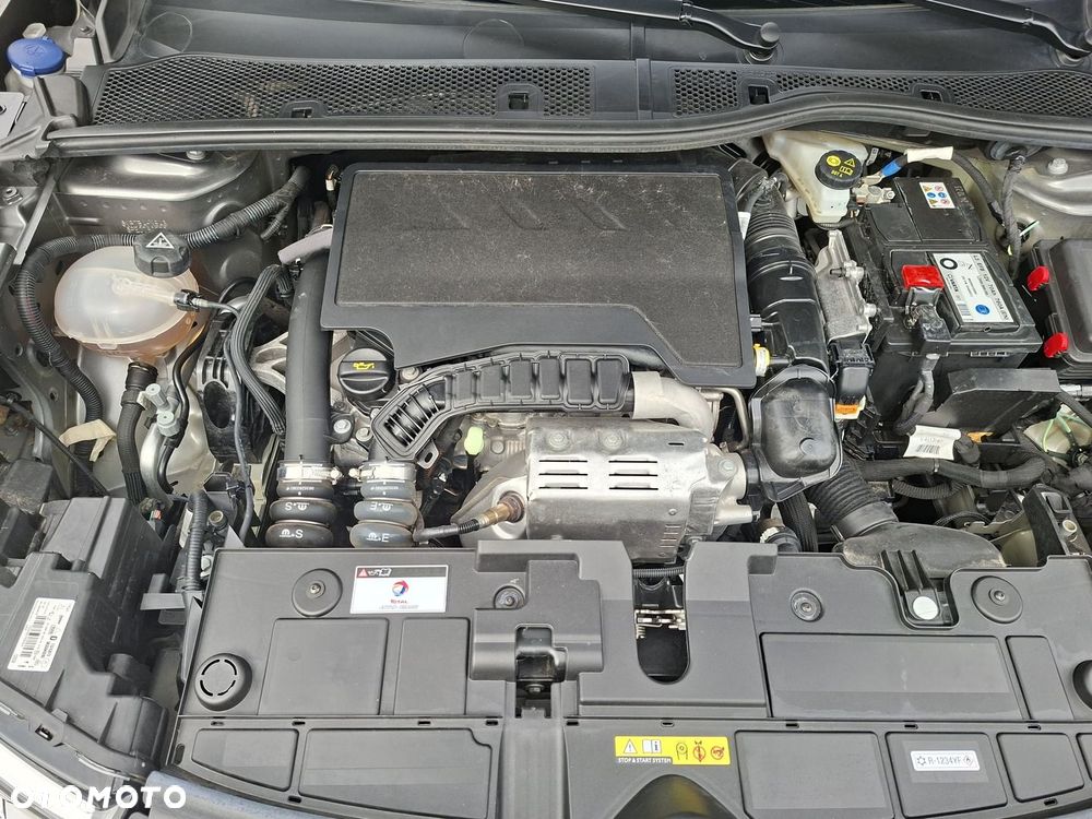 Citroën C4 1.2 PureTech Plus S&S - 26