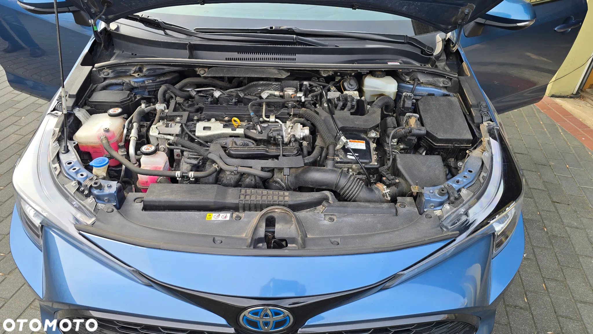 Toyota Corolla 2.0 Hybrid Comfort - 23