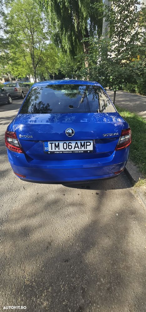 Skoda Octavia 1.6 TDI DSG Style - 8