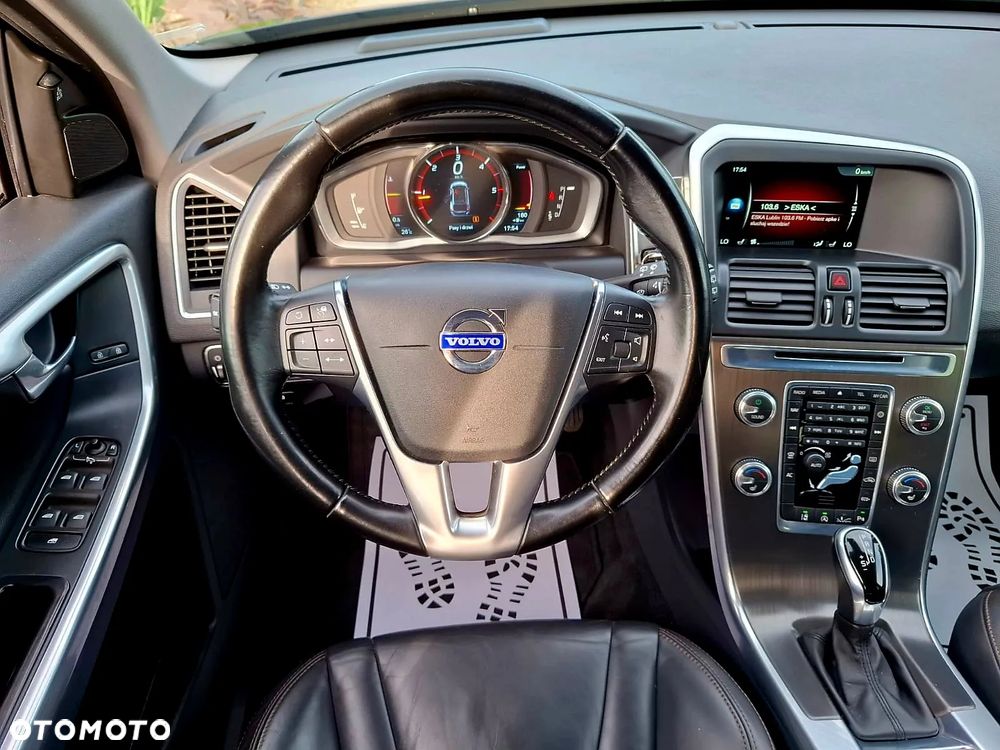 Volvo XC 60 - 18