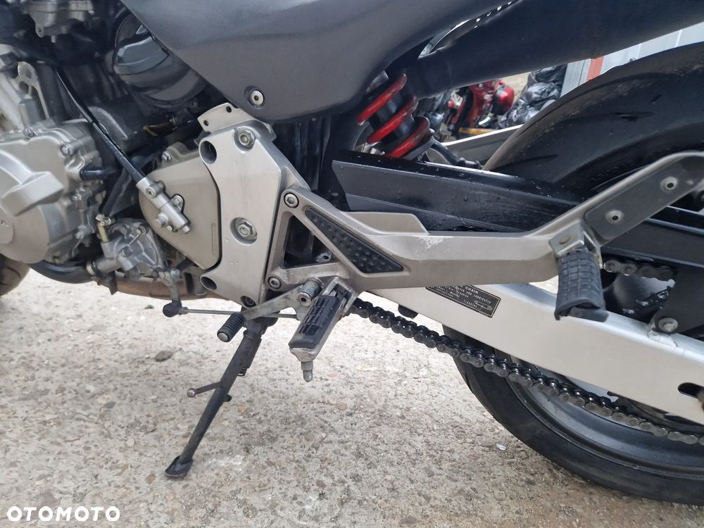 Honda Hornet - 24
