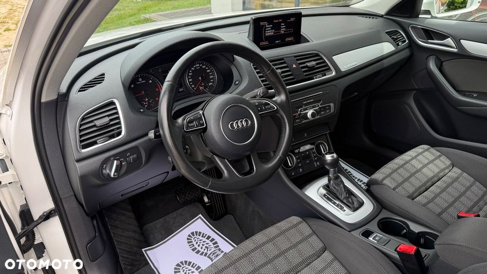 Audi Q3 - 17