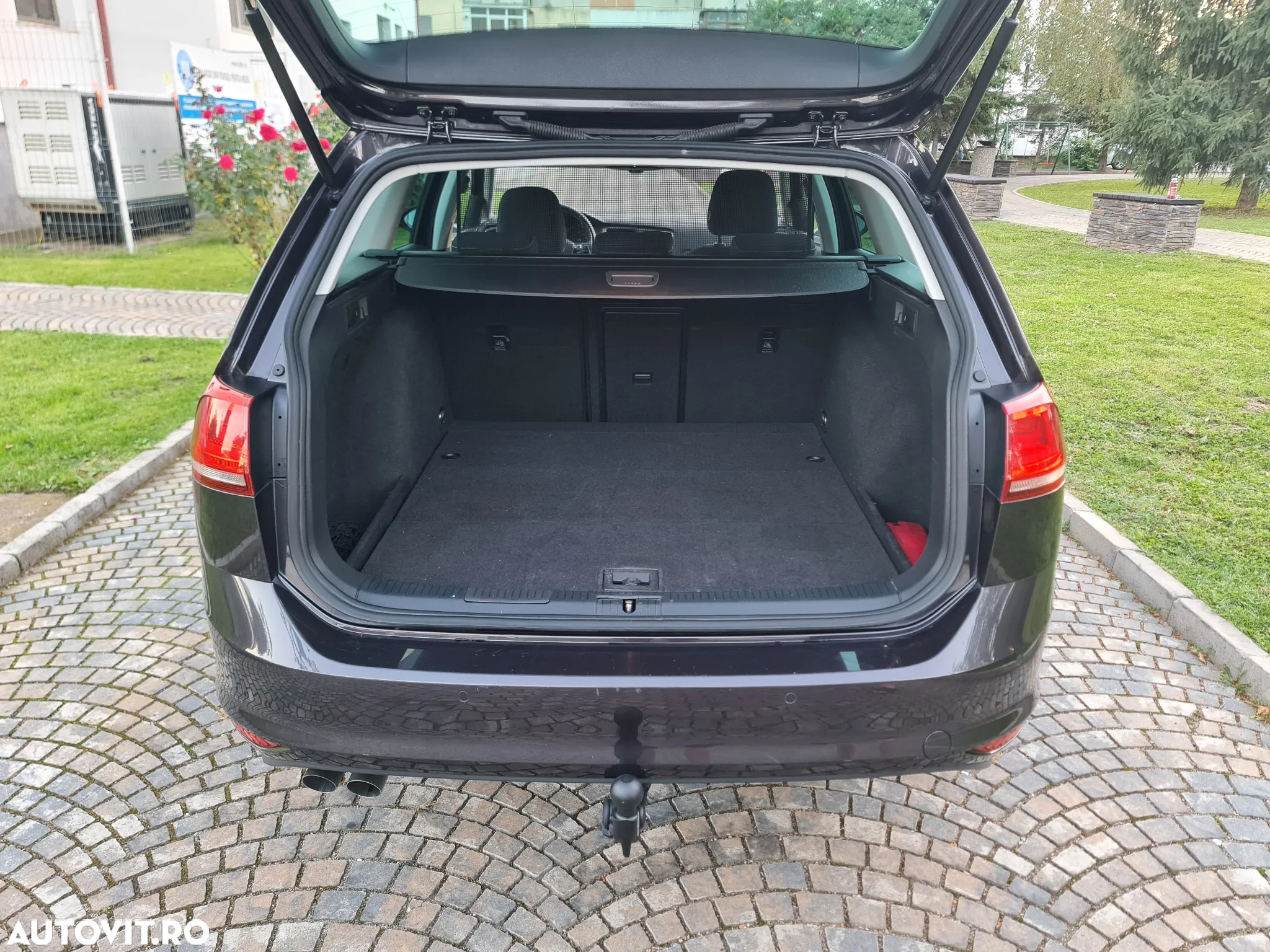 Volkswagen Golf 1.6 TDI 4Motion BlueMotion Technology Lounge - 25