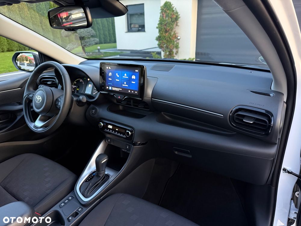 Toyota Yaris - 33