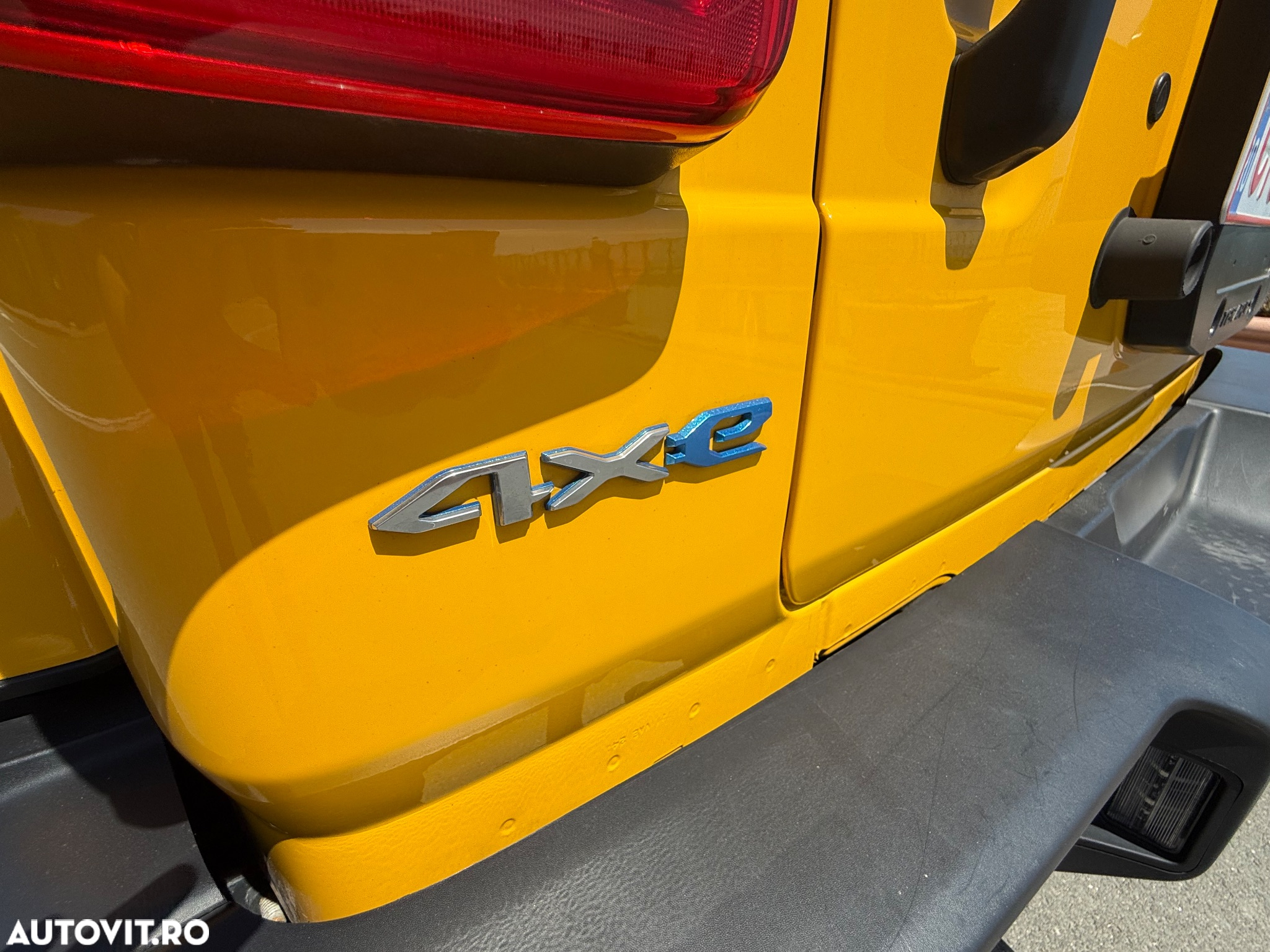 Jeep Wrangler Unlimited 2.0 4xe Plug-In Hybrid Softtop Sahara - 9