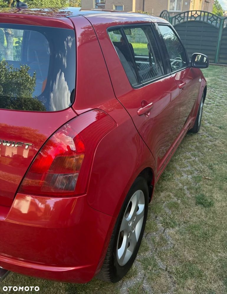 Suzuki Swift - 2