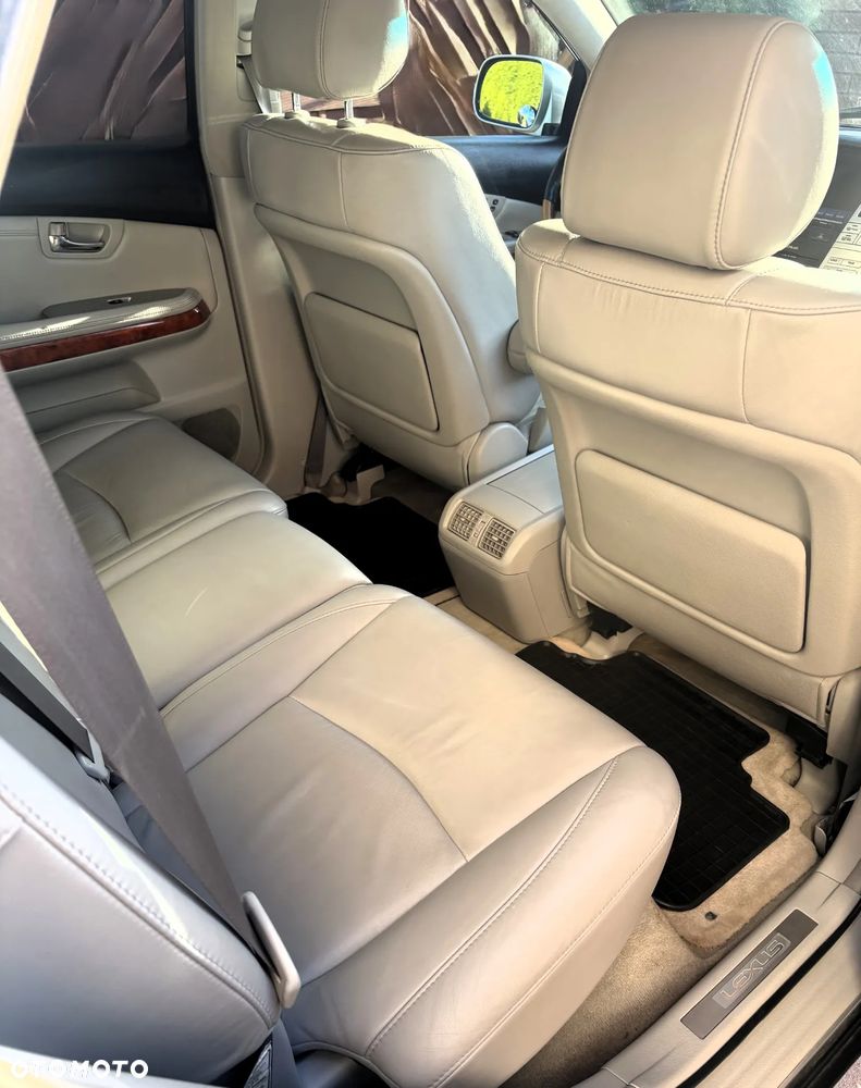 Lexus RX Lux - 8
