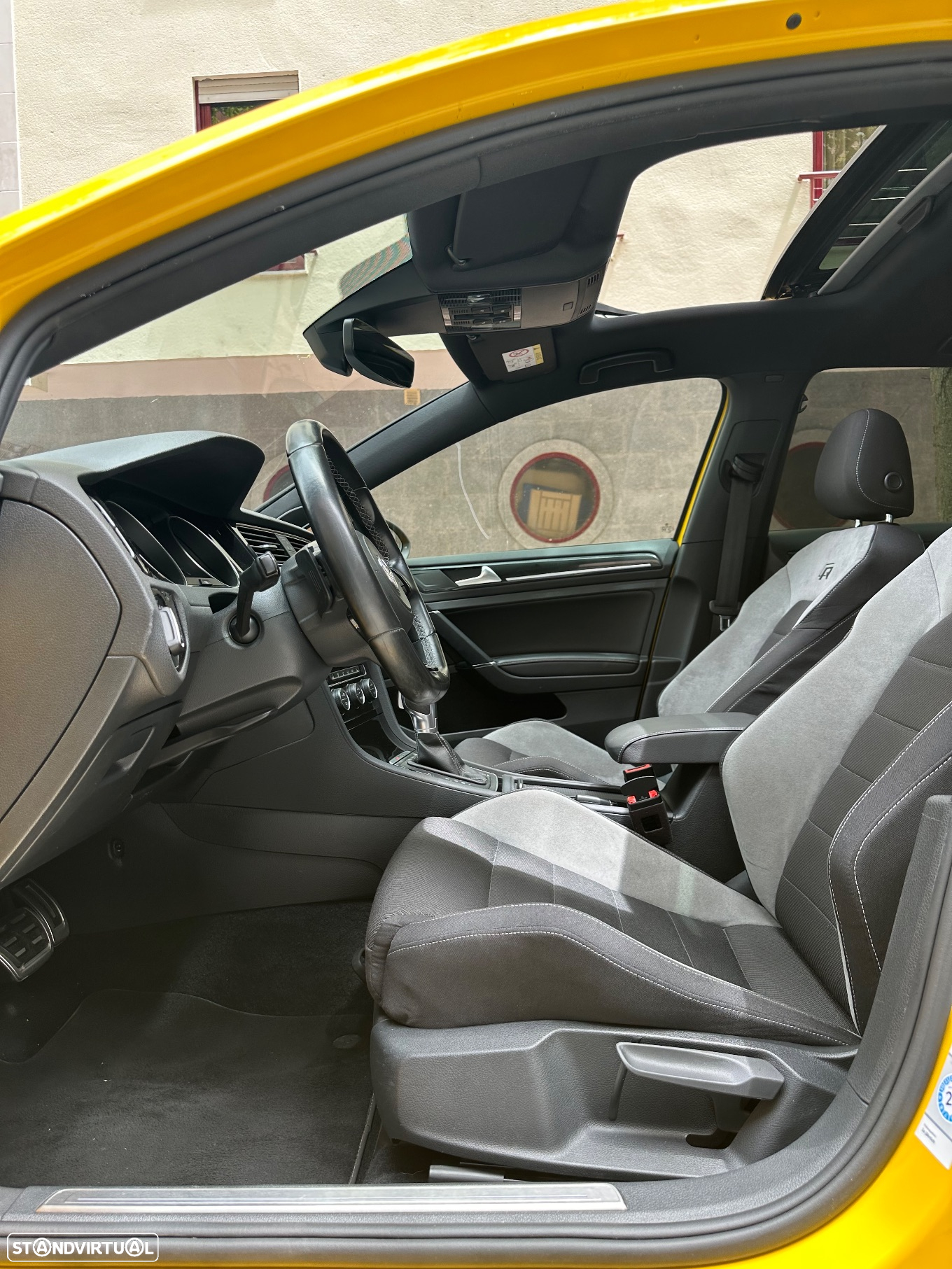 VW Golf 2.0 TSI R DSG - 11