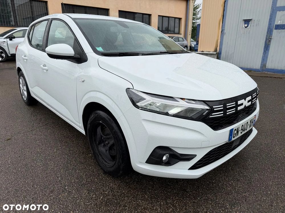 Dacia Sandero - 7