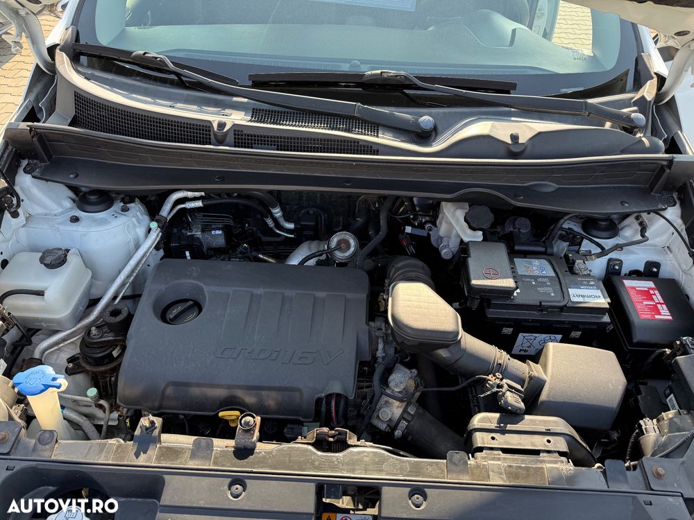 Kia Sportage 1.7 DSL MT 4x2 PREMIUM - 21