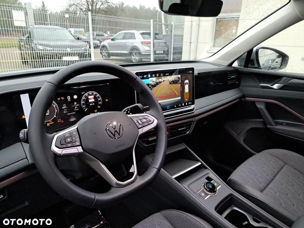 Volkswagen Tiguan - 9