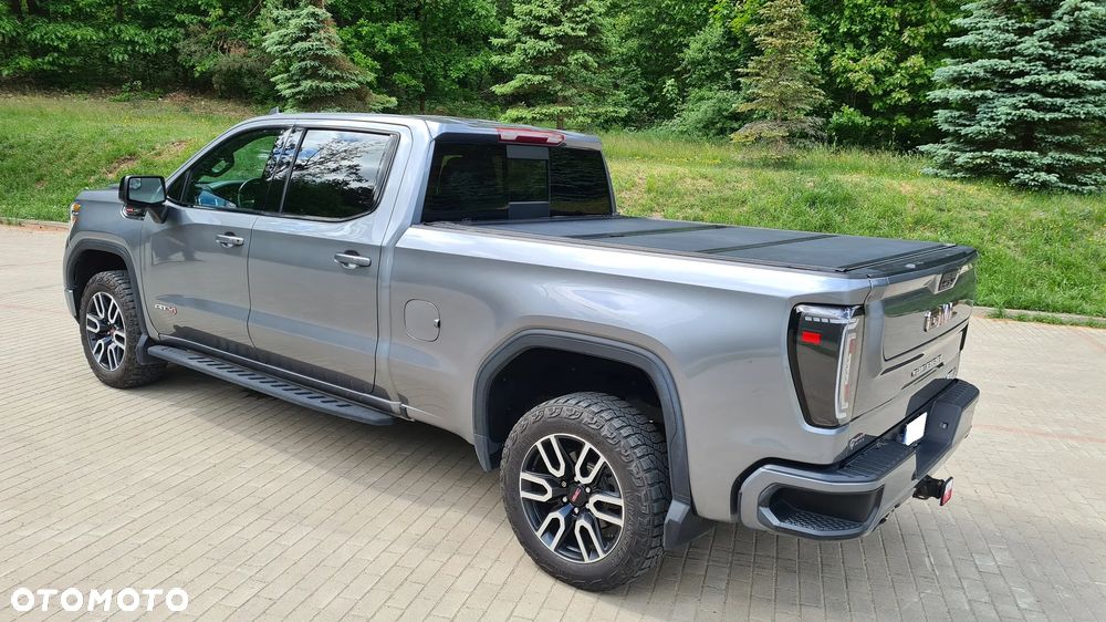 GMC Sierra - 3