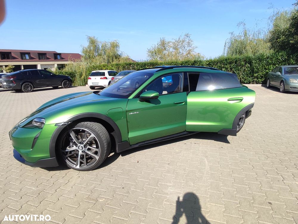 Porsche Taycan - 2