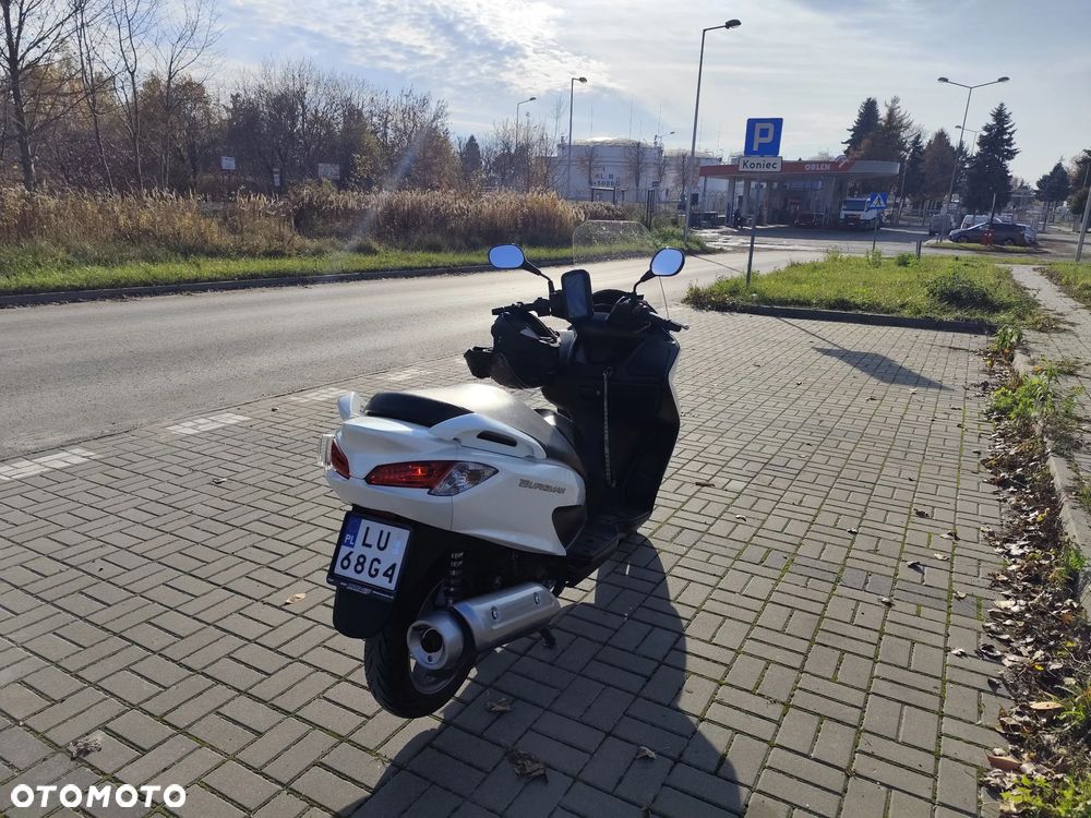 Suzuki Burgman - 3