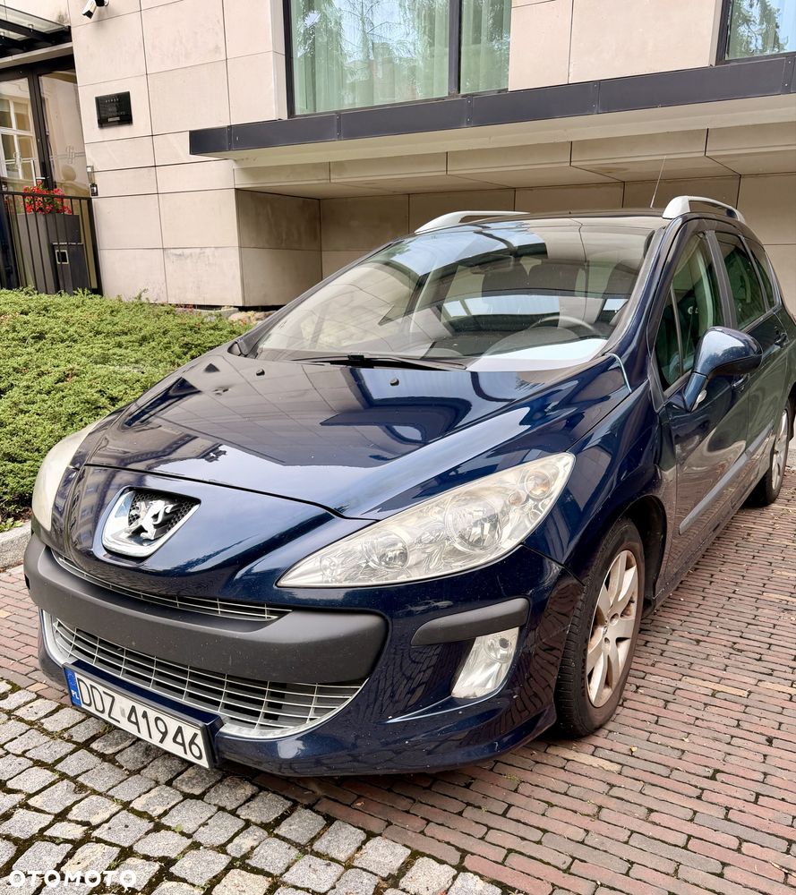 Peugeot 308 - 1