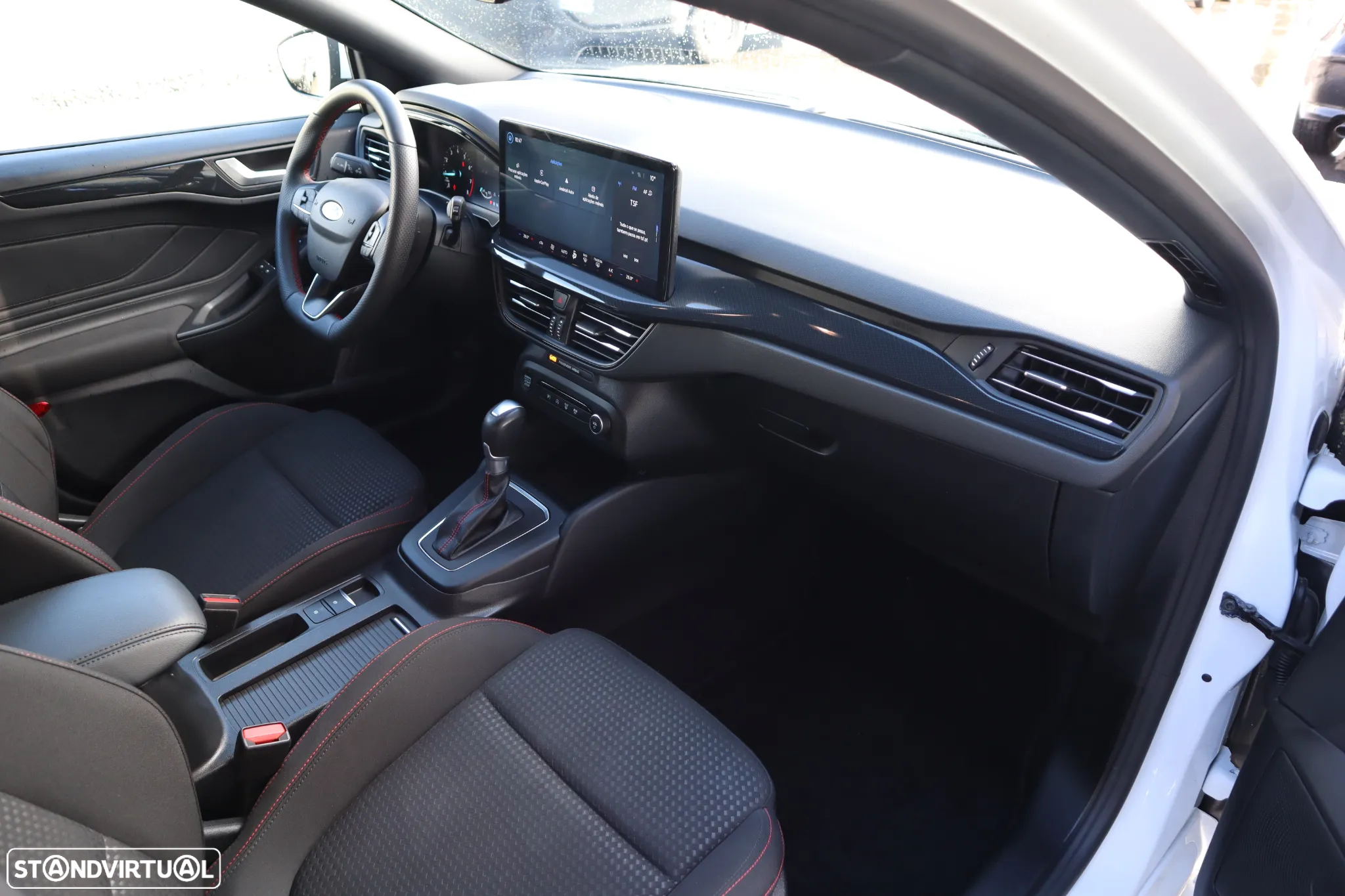 Ford Focus 1.0 EcoBoost MHEV ST-Line Aut. - 15