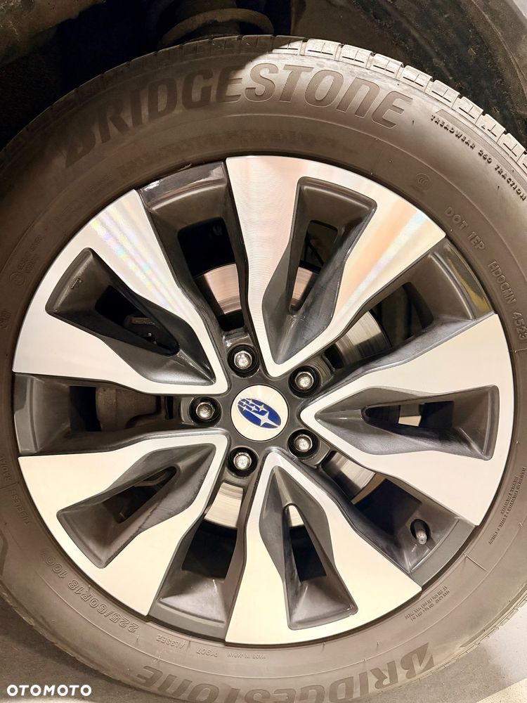 Subaru Outback 2.5i Platinum (EyeSight) Lineartronic - 35