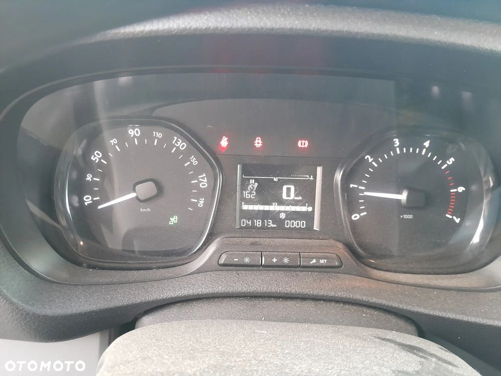 Opel Vivaro furgon - 23