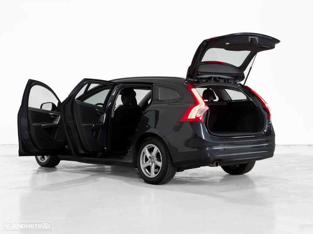 Volvo V60 2.0 D2 Kinetic Drive - 5